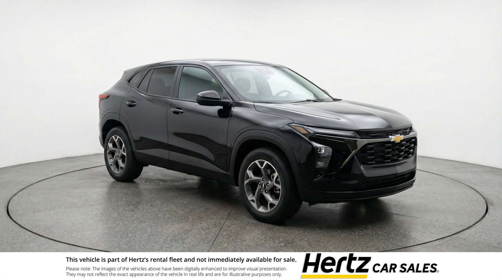 Used 2025 Chevrolet Trax LT FWD image 1