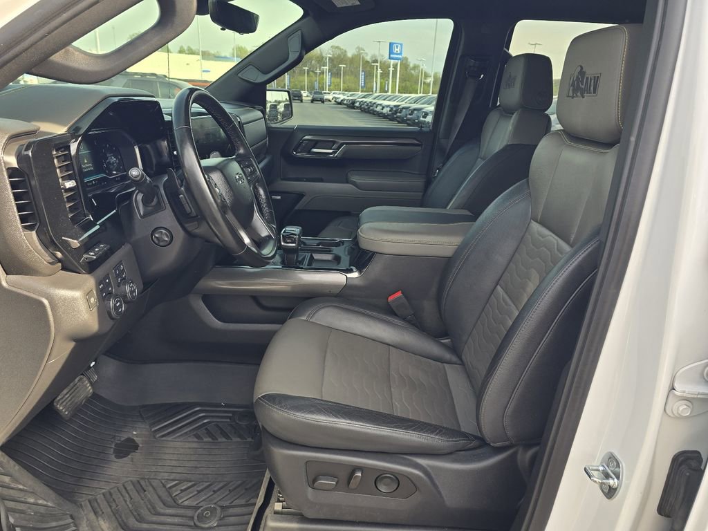 Used 2023 Chevrolet Silverado 1500 ZR2 w/ ZR2 Bison Edition image 13