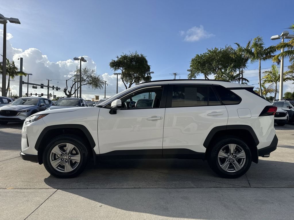 Used 2024 Toyota RAV4 XLE w/ Convenience Package image 27
