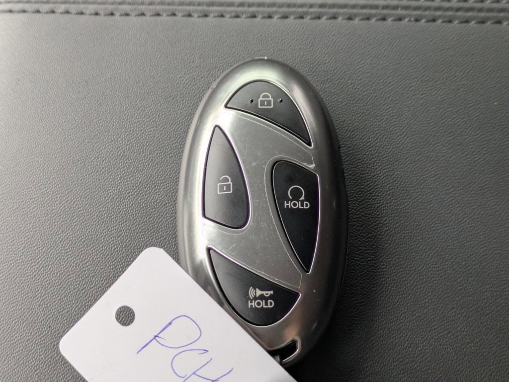 Used 2025 Hyundai Santa Fe SE image 28