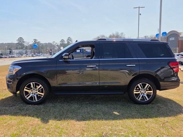 Used 2024 Ford Expedition Limited image 4