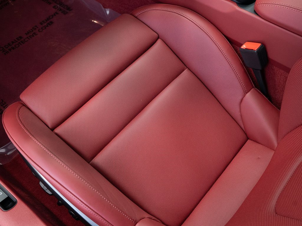 Used 2025 Porsche 911 Carrera 4 GTS image 19