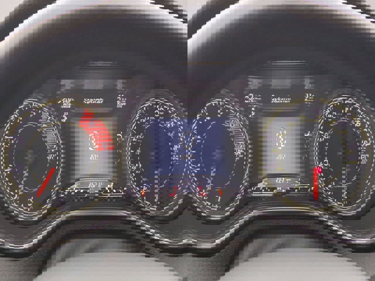 Used 2021 Jeep Cherokee Limited image 32