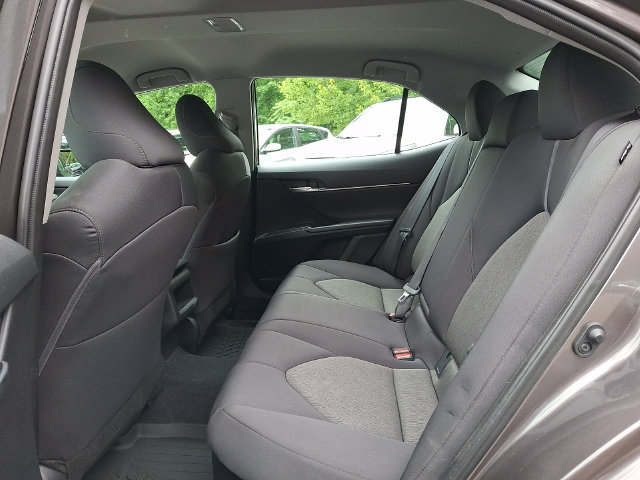 Used 2024 Toyota Camry LE FWD image 10