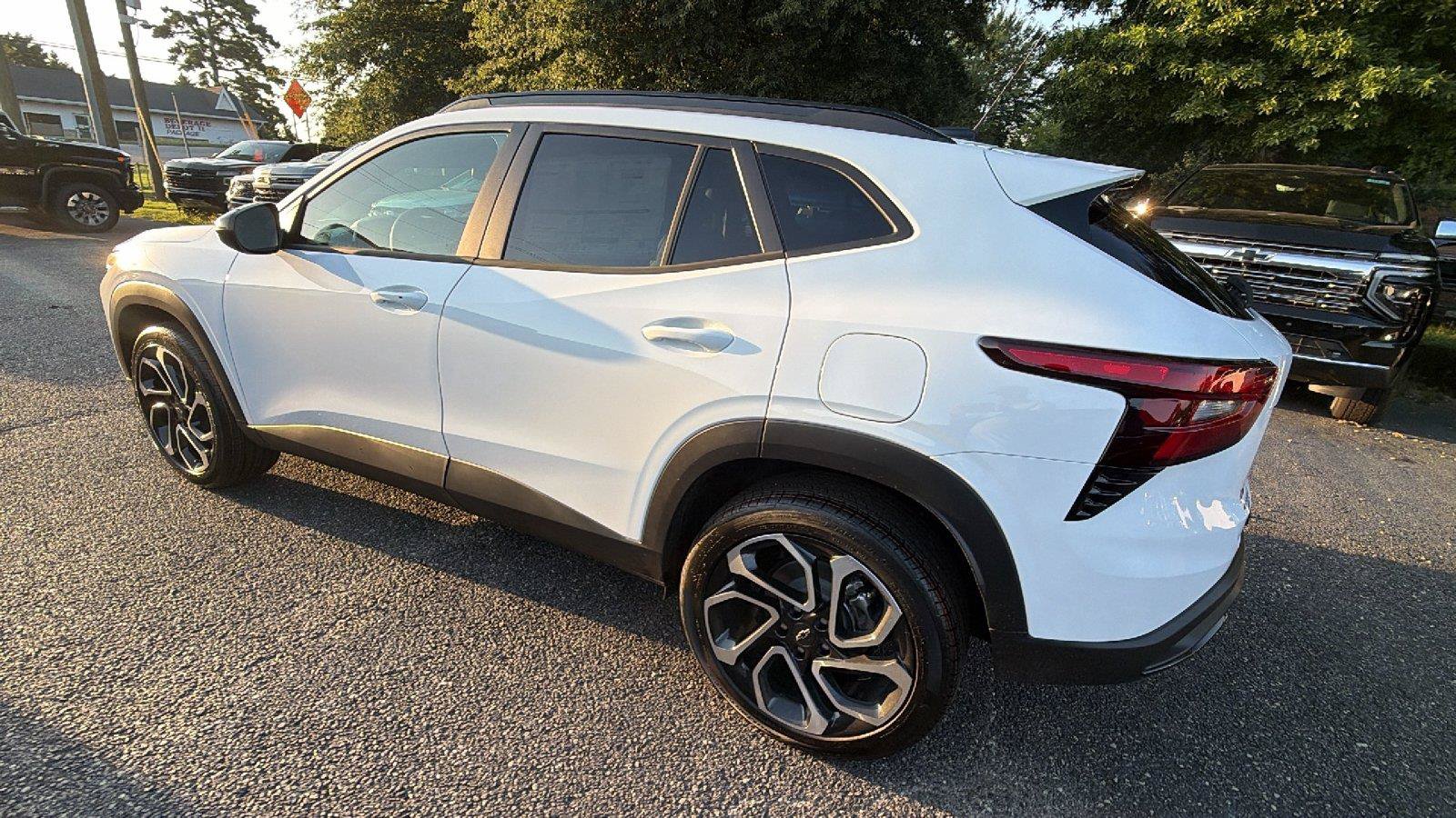 New 2026 Chevrolet Trax RS w/ Driver Confidence Package FWD image 10