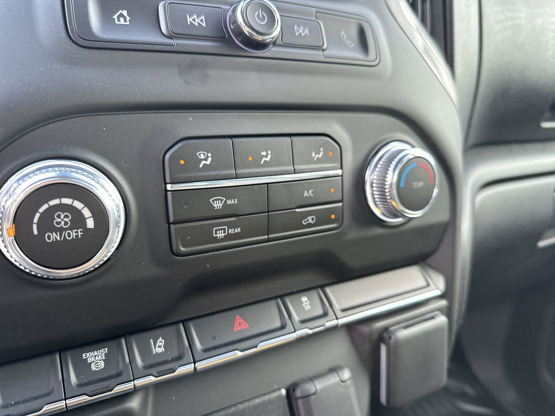 New 2026 GMC Sierra 3500 Pro w/ Convenience Package image 18
