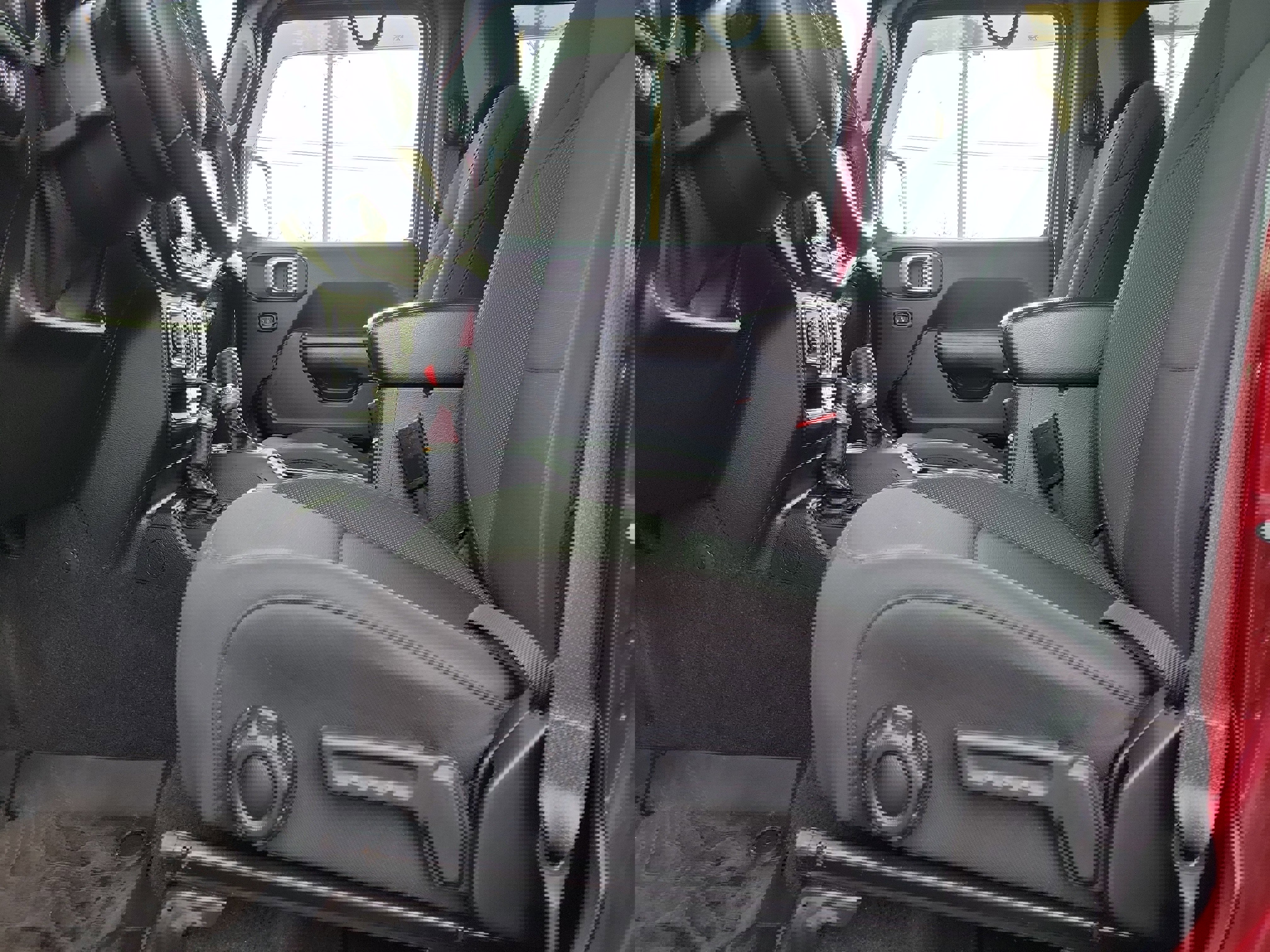 Used 2021 Jeep Gladiator Willys image 16