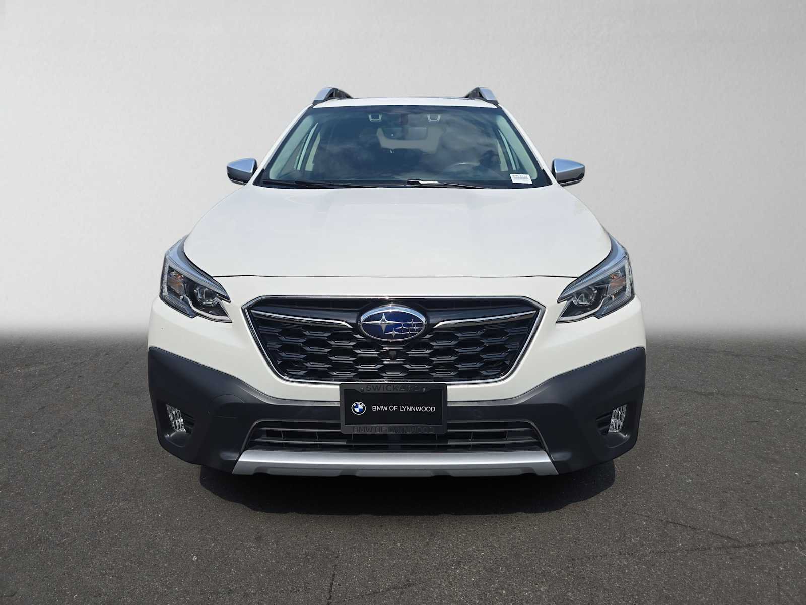 Used 2022 Subaru Outback Touring XT w/ Popular Package #2 AWD/4WD image 8