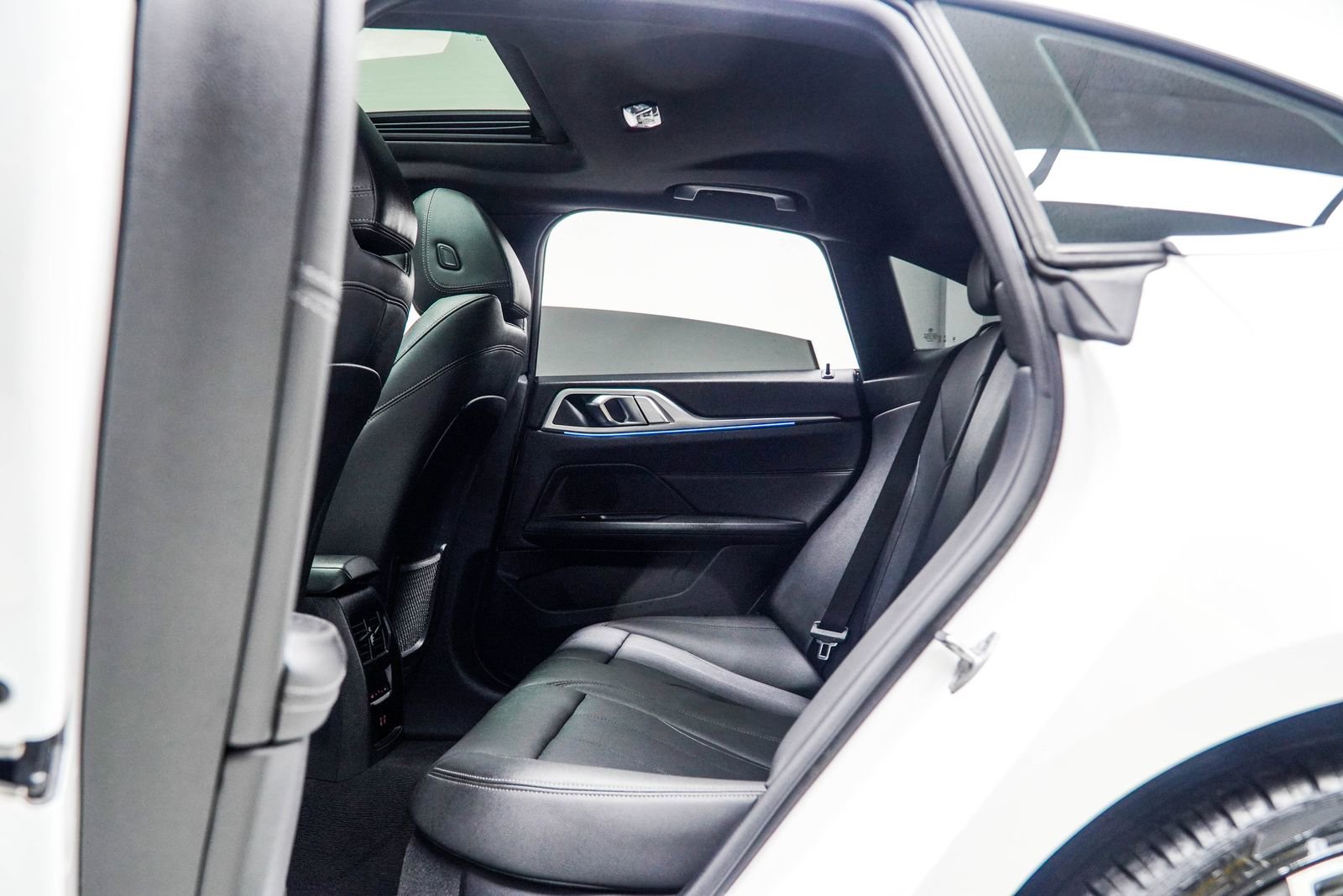 Used 2024 BMW 430i Gran Coupe w/ Premium Package RWD image 40