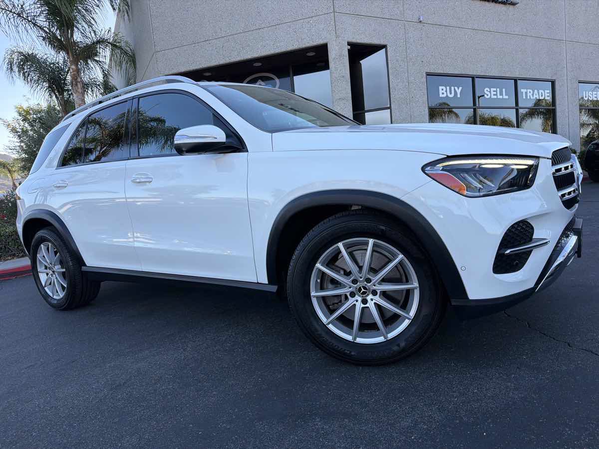 Used 2024 Mercedes-Benz GLE 450e 4MATIC image 10