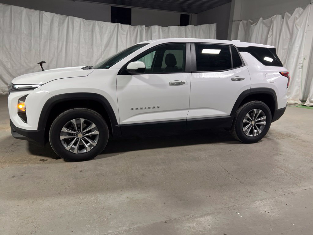 Used 2026 Chevrolet Equinox LT w/ Convenience Package II FWD image 4