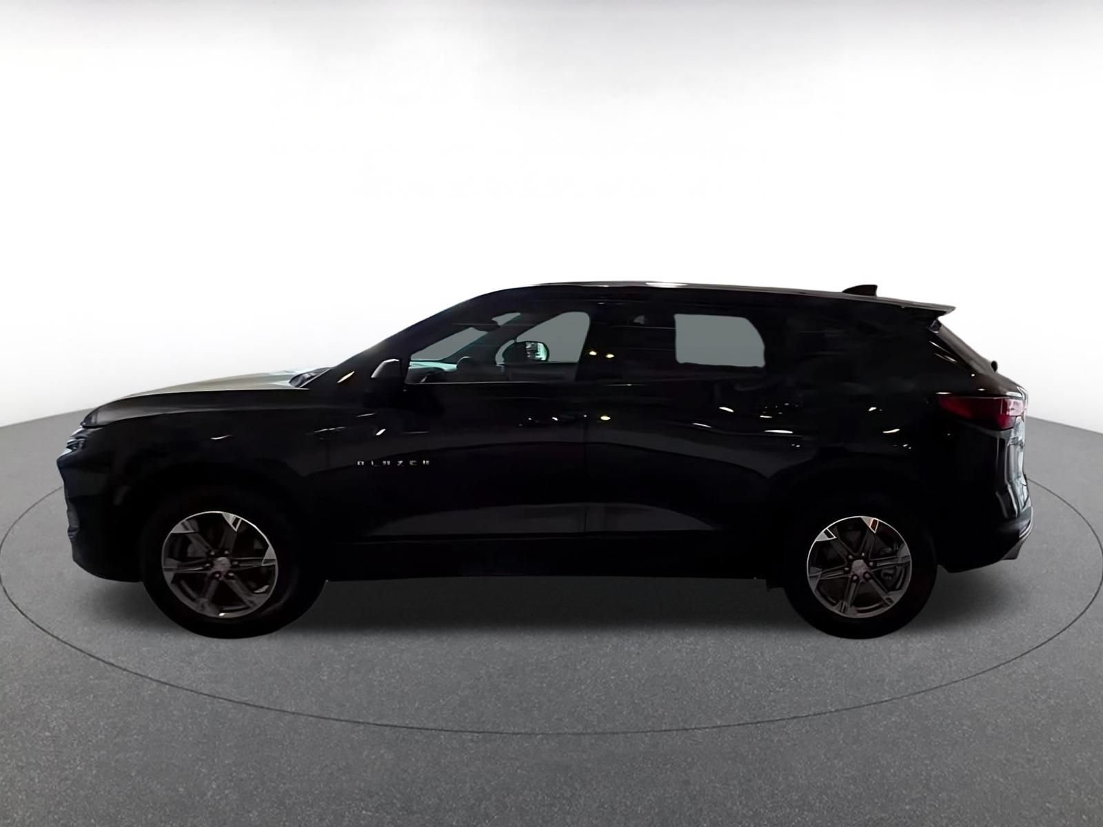 Used 2026 Chevrolet Blazer LT FWD image 7