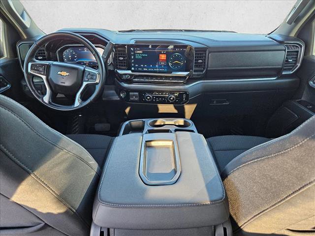 Used 2024 Chevrolet Silverado 1500 LT RWD image 18