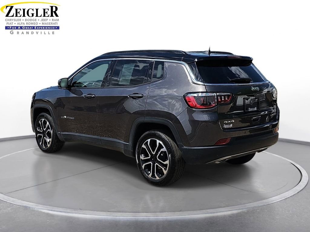Used 2023 Jeep Compass Limited AWD/4WD image 7