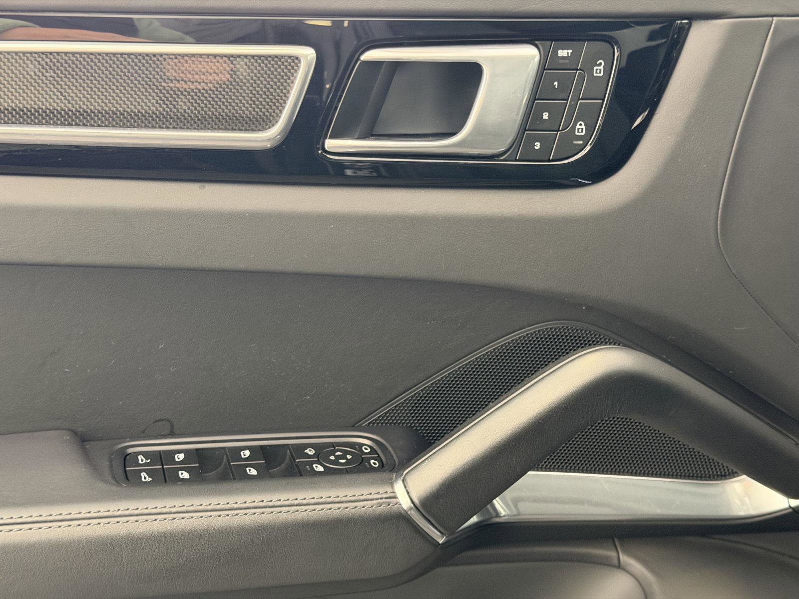 Certified 2023 Porsche Cayenne Turbo image 14