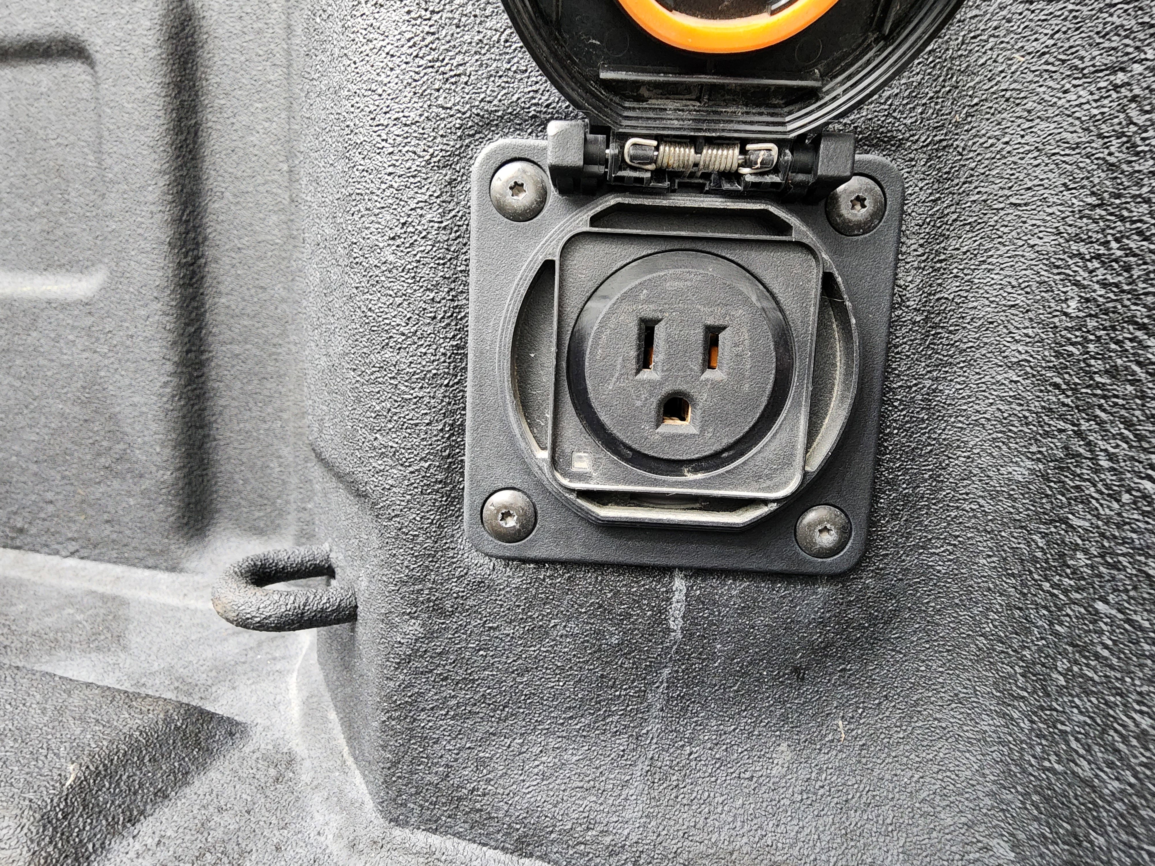 Used 2023 GMC Sierra 3500 Denali w/ Denali Ultimate Package image 37