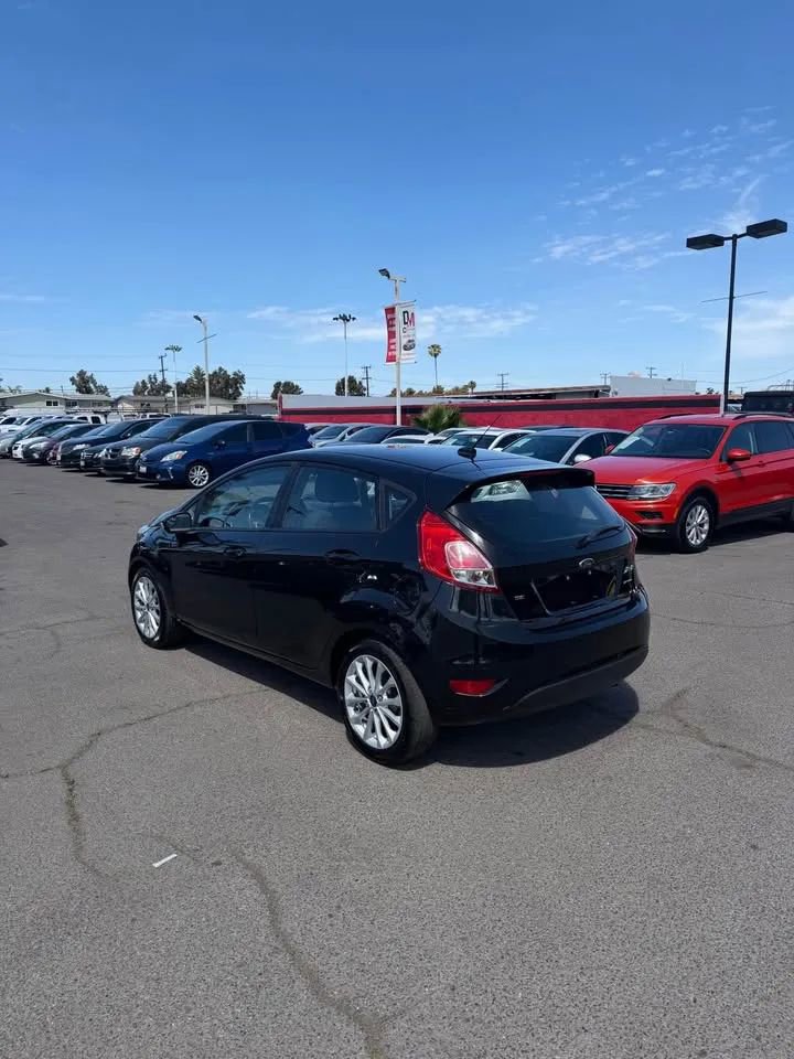 Used 2014 Ford Fiesta SE w/ Equipment Group 201A image 3