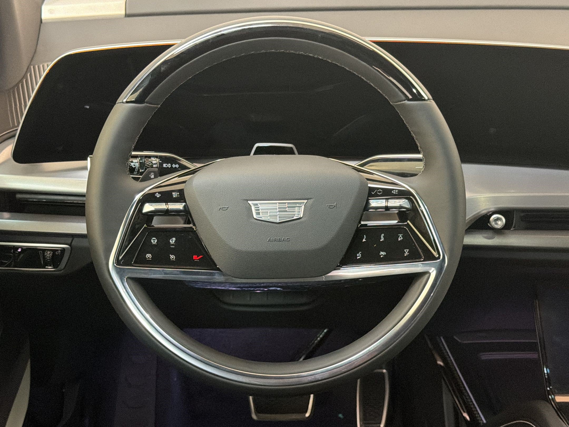 New 2027 Cadillac Vistiq Sport w/ LPO, Floor Liner Package AWD/4WD image 11