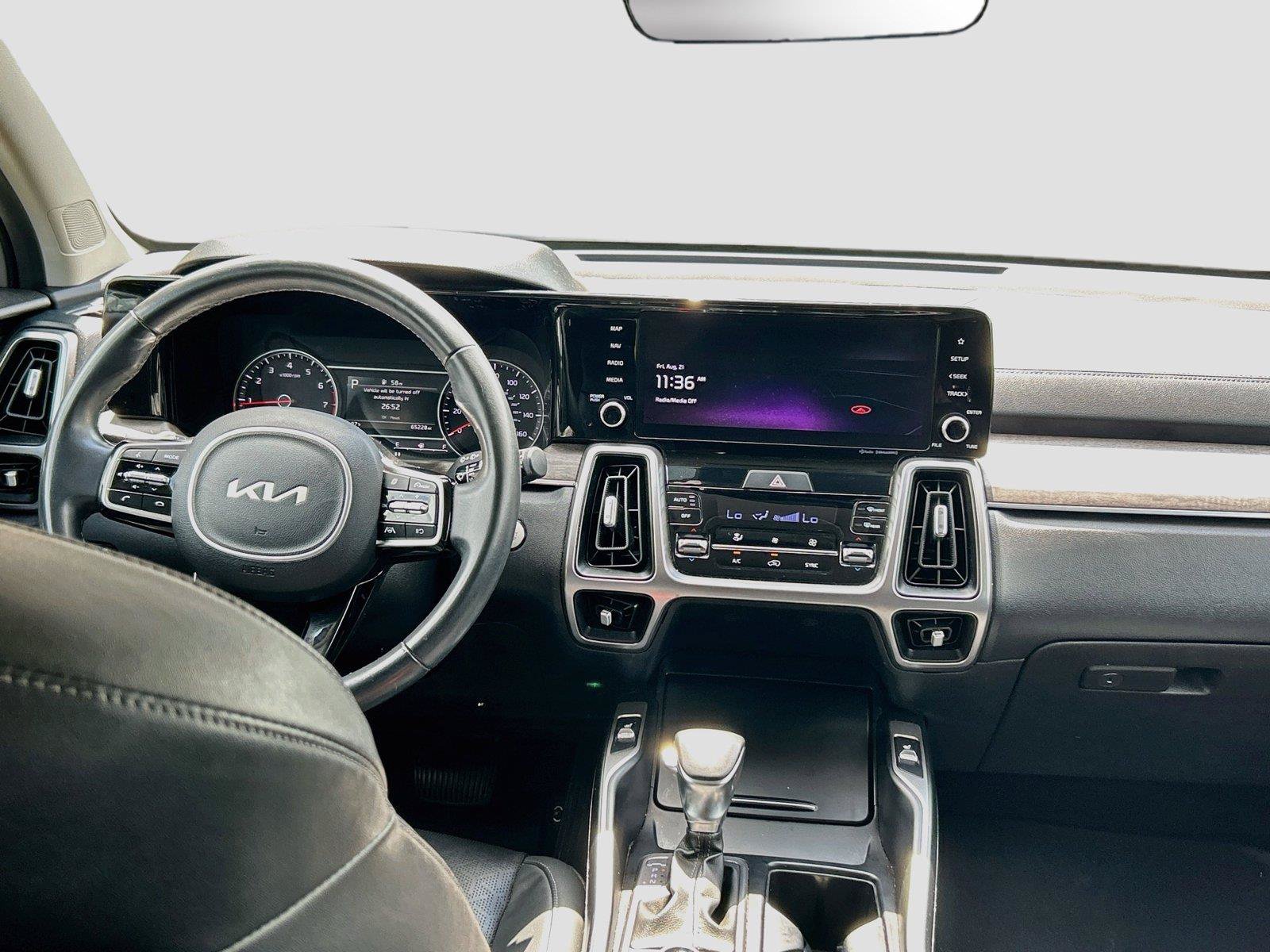 Used 2022 Kia Sorento S AWD/4WD image 18