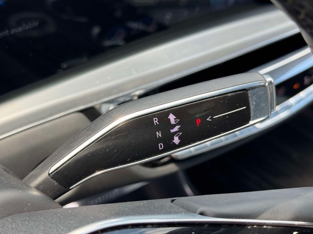 Certified 2023 Cadillac Lyriq 2WD image 10