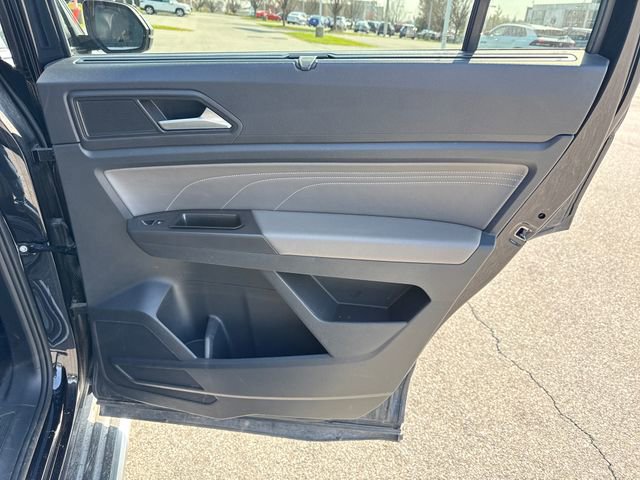 Used 2022 Volkswagen Atlas SEL image 17