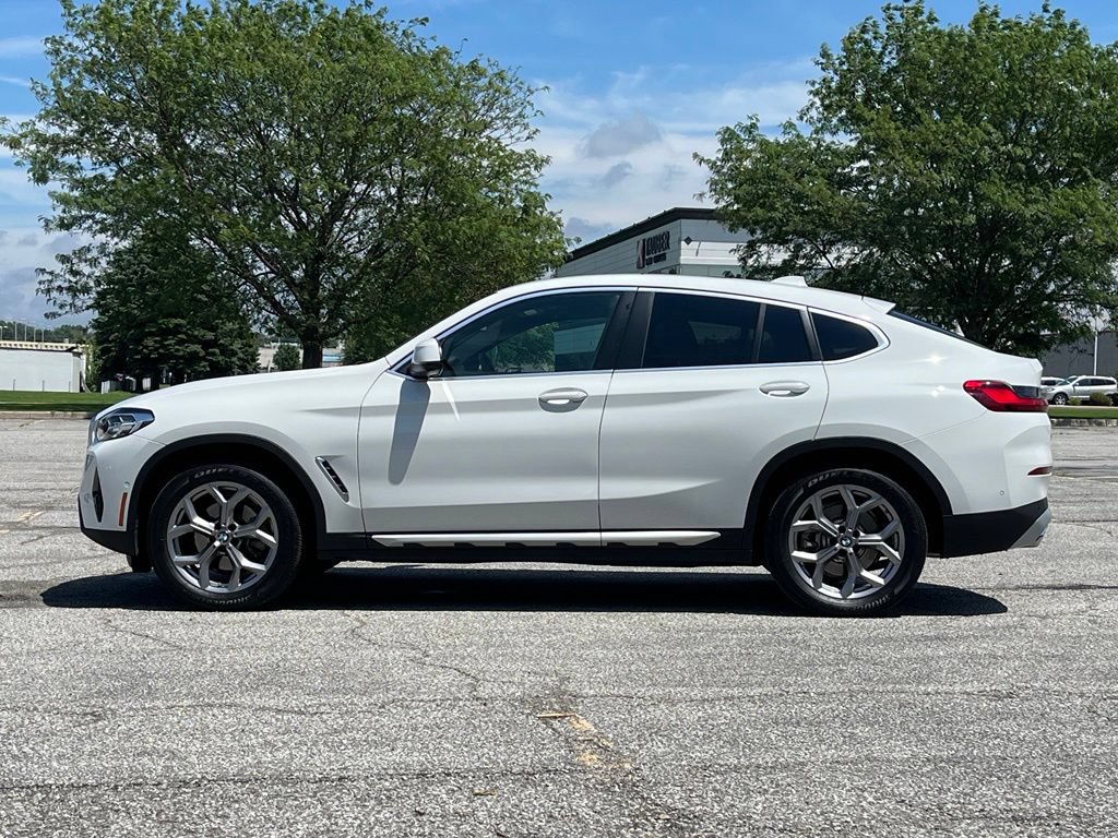 Used 2025 BMW X4 xDrive30i w/ Premium Package AWD/4WD image 8