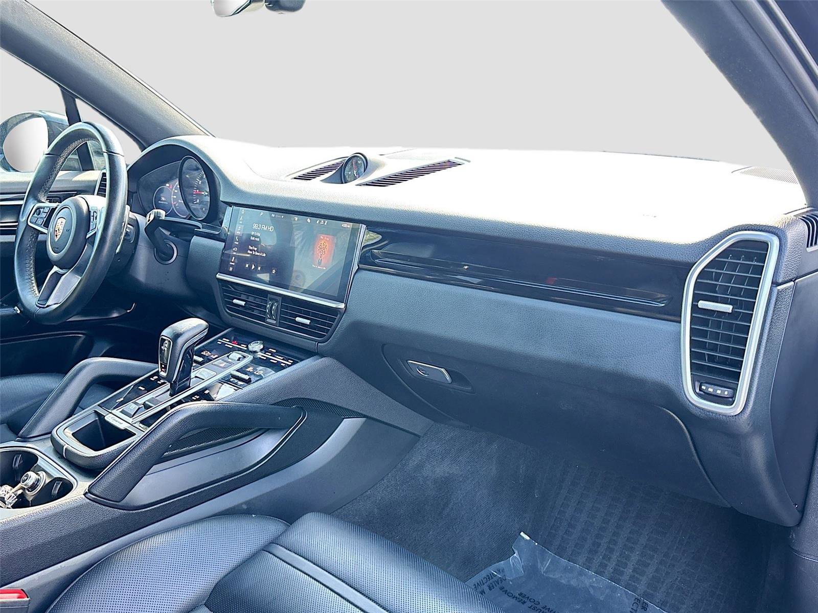 Used 2019 Porsche Cayenne AWD/4WD image 30