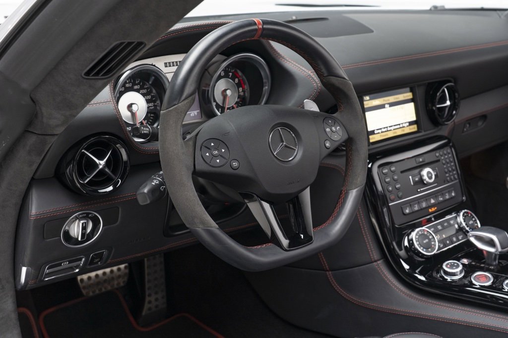 Used 2013 Mercedes-Benz SLS AMG GT Roadster image 41