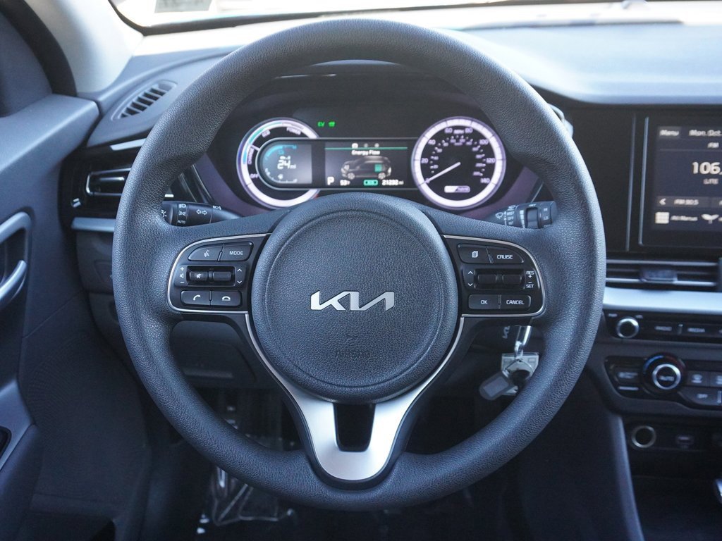 Used 2022 Kia Niro LX image 36