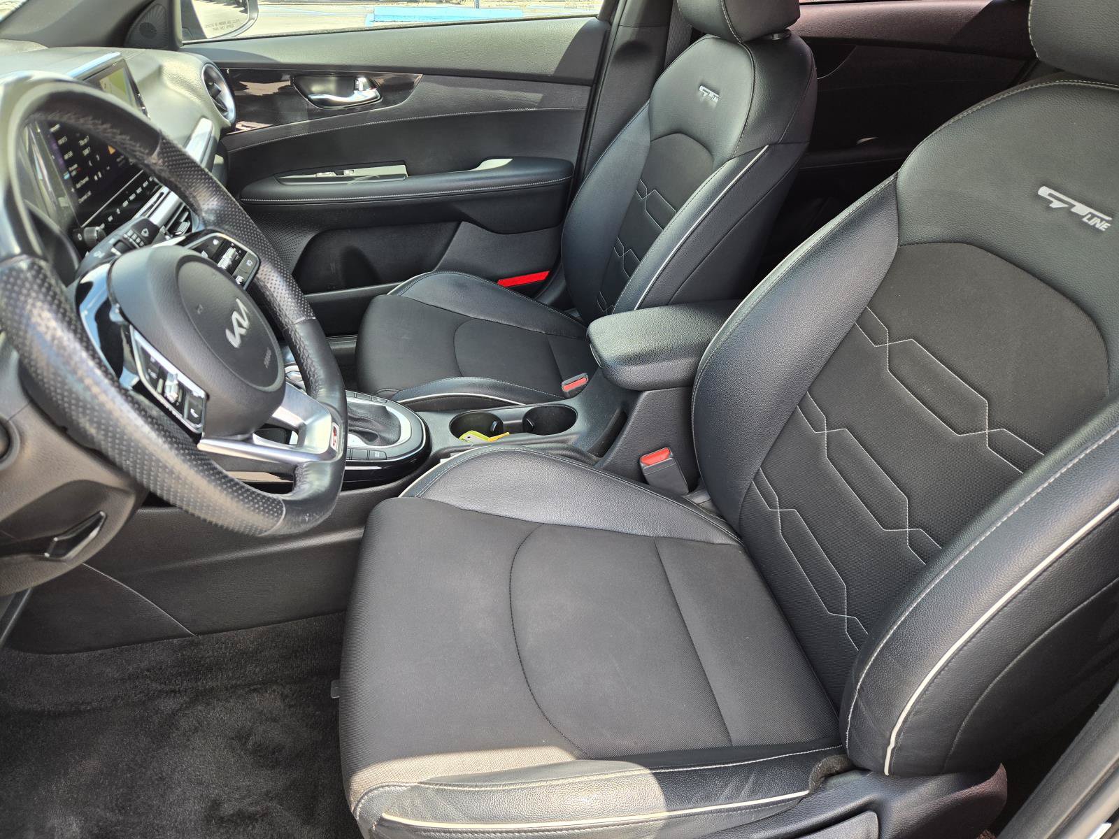 Used 2023 Kia Forte GT-Line FWD image 22
