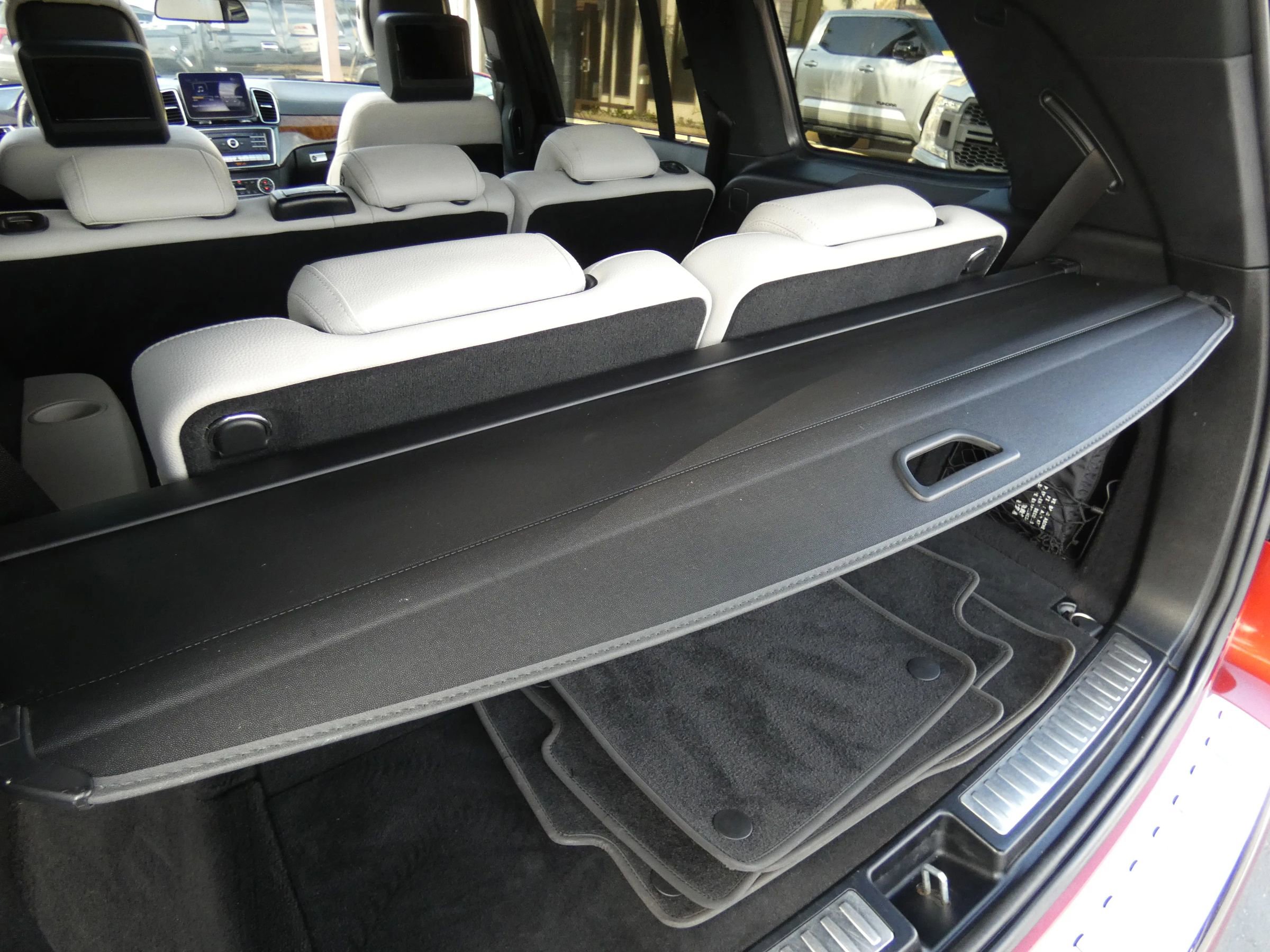 Used 2019 Mercedes-Benz GLS 550 4MATIC image 95