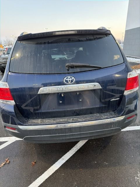 Used 2011 Toyota Highlander 4WD image 24