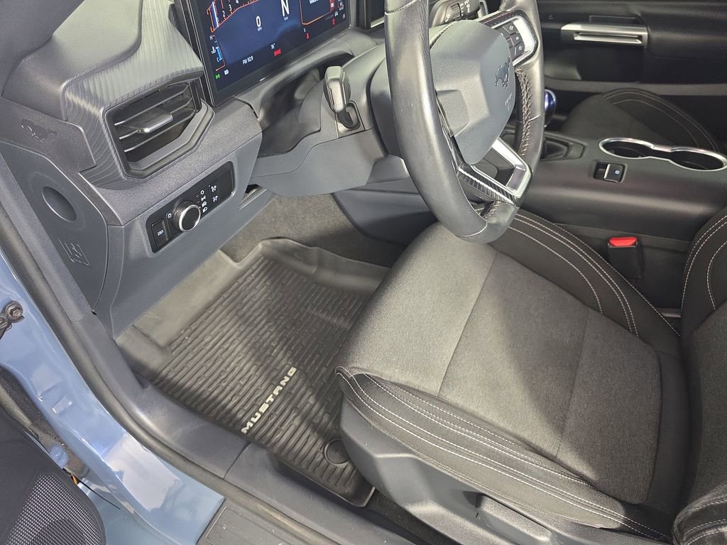 Used 2024 Ford Mustang GT RWD image 11