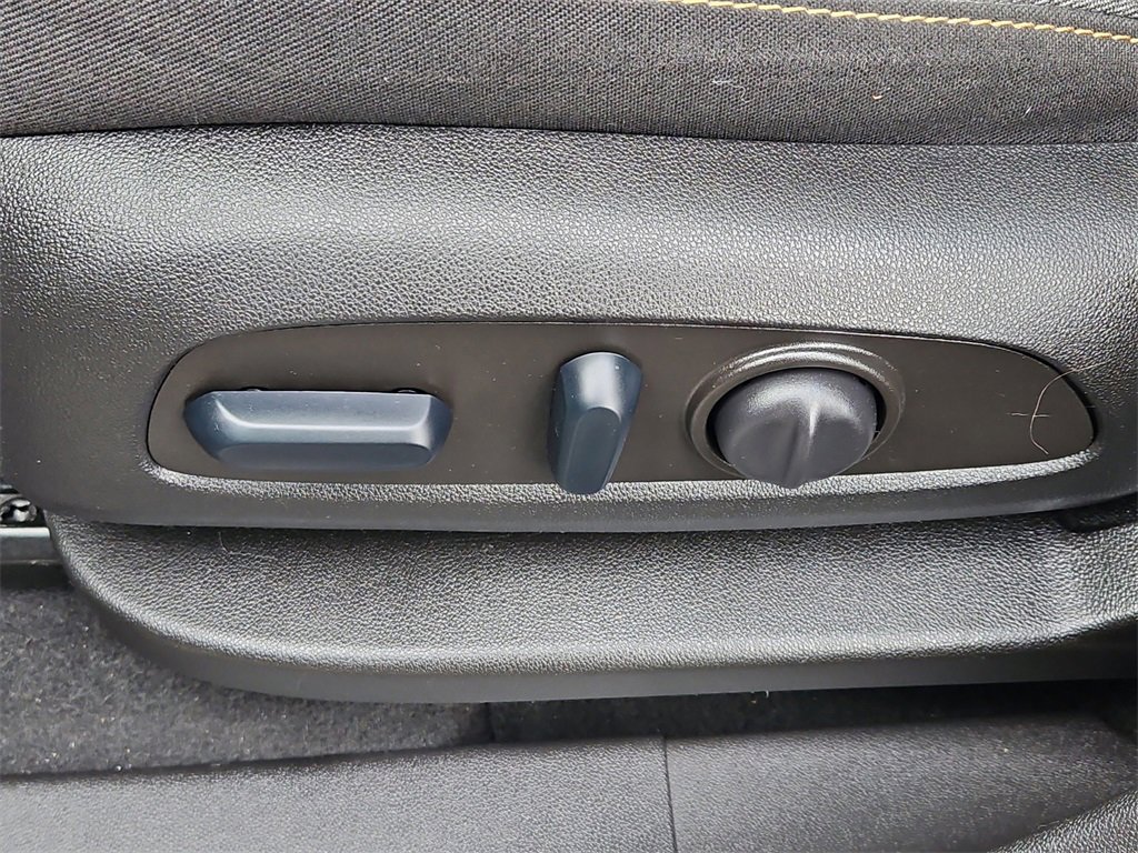 Certified 2022 Chevrolet Equinox LT image 21