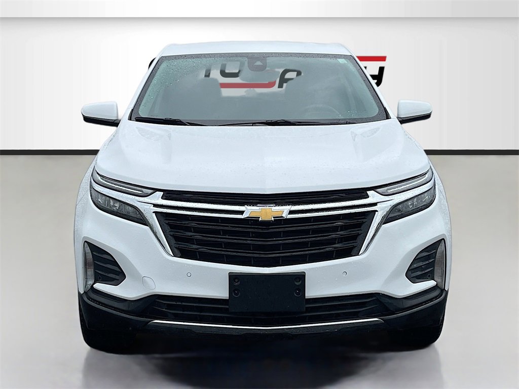 Used 2024 Chevrolet Equinox LT image 2