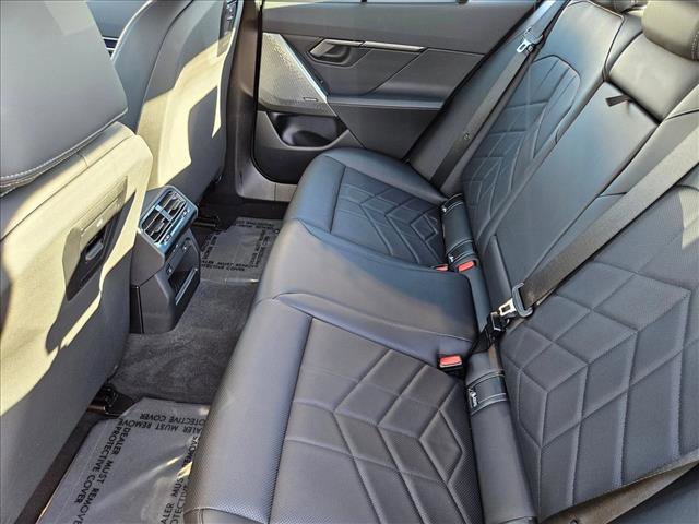 Certified 2025 BMW i5 xDrive40 w/ Executive Package image 23