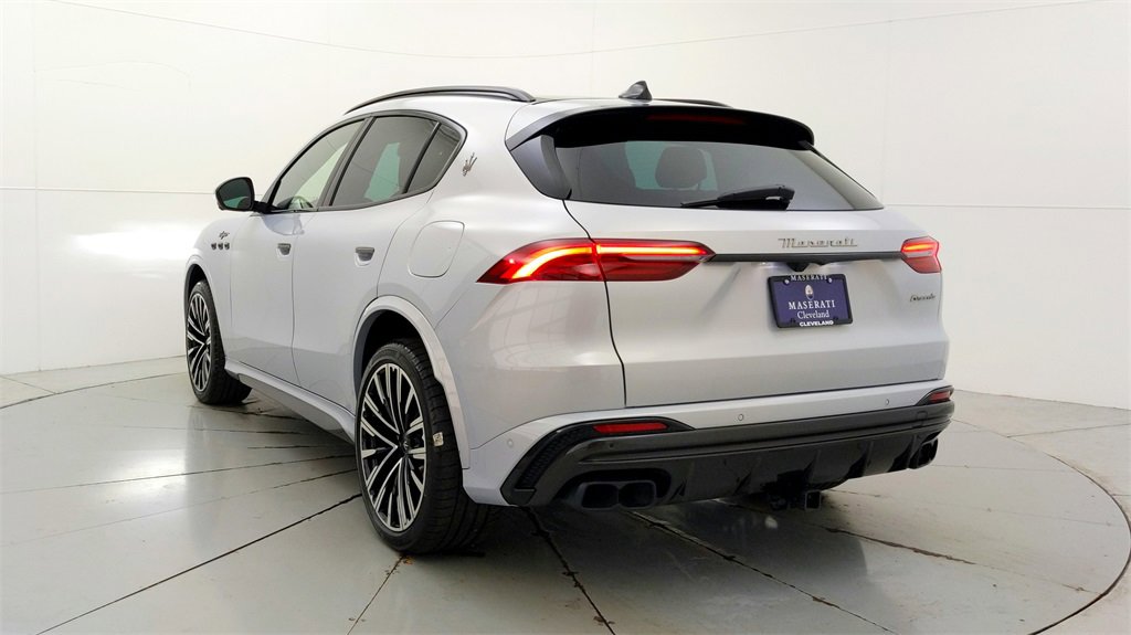 New 2024 Maserati Grecale Trofeo image 2
