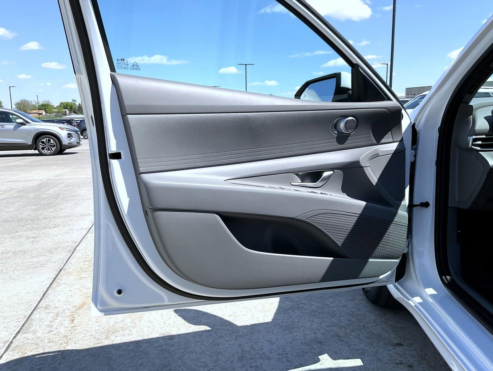 New 2026 Hyundai Elantra SE FWD image 9