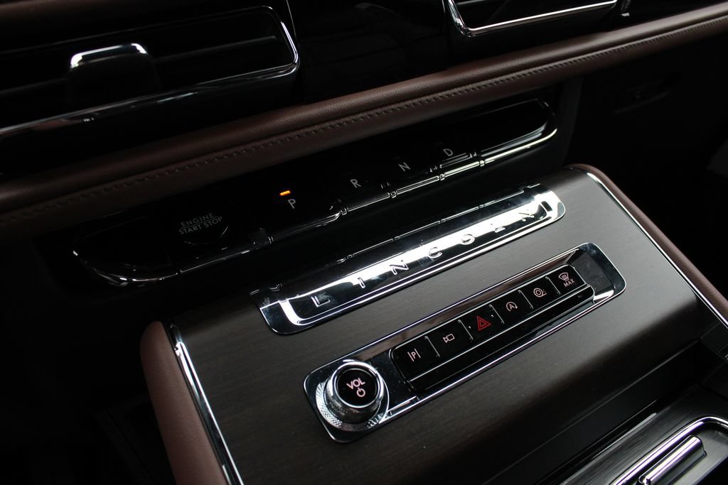 New 2026 Lincoln Aviator Reserve AWD/4WD image 15