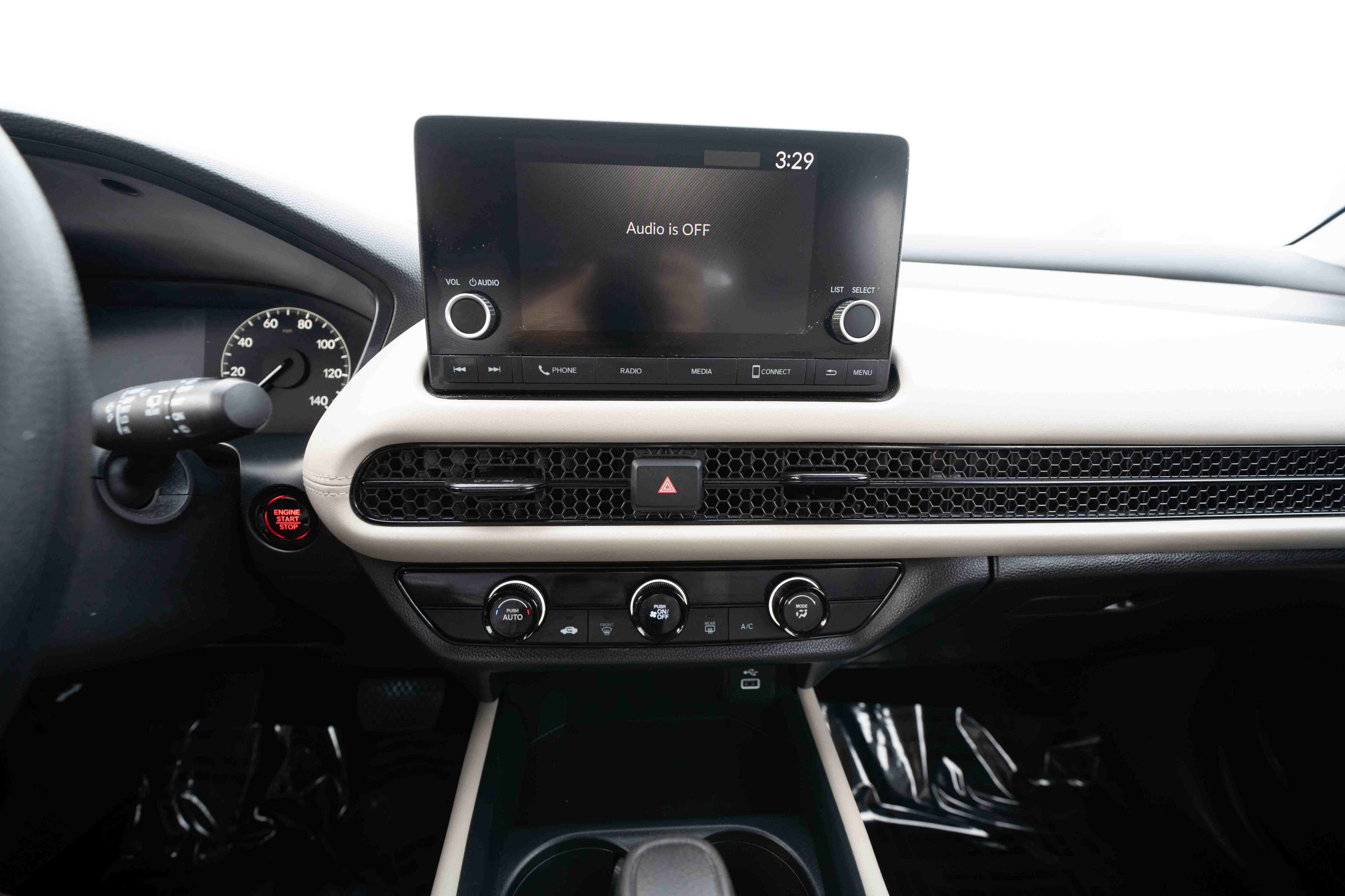 Used 2025 Honda HR-V LX image 17