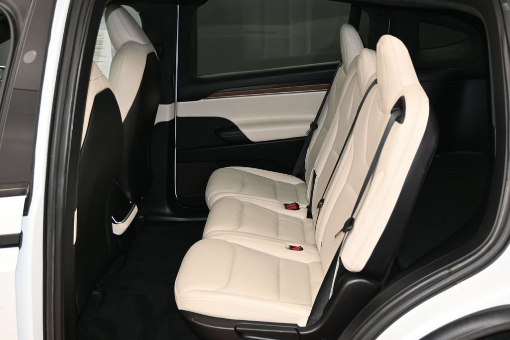 Used 2023 Tesla Model X AWD/4WD image 37