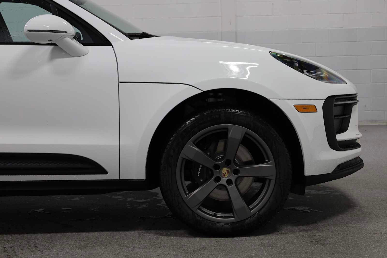 New 2026 Porsche Macan image 11