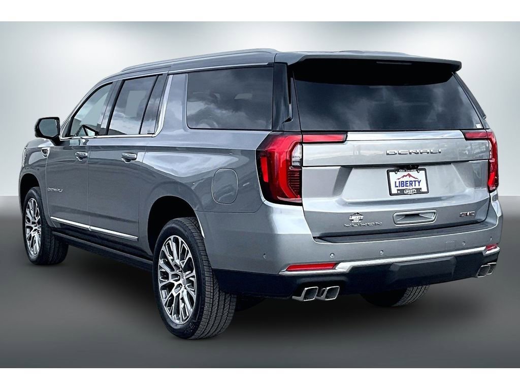New 2026 GMC Yukon XL Denali w/ Denali Reserve Package image 3