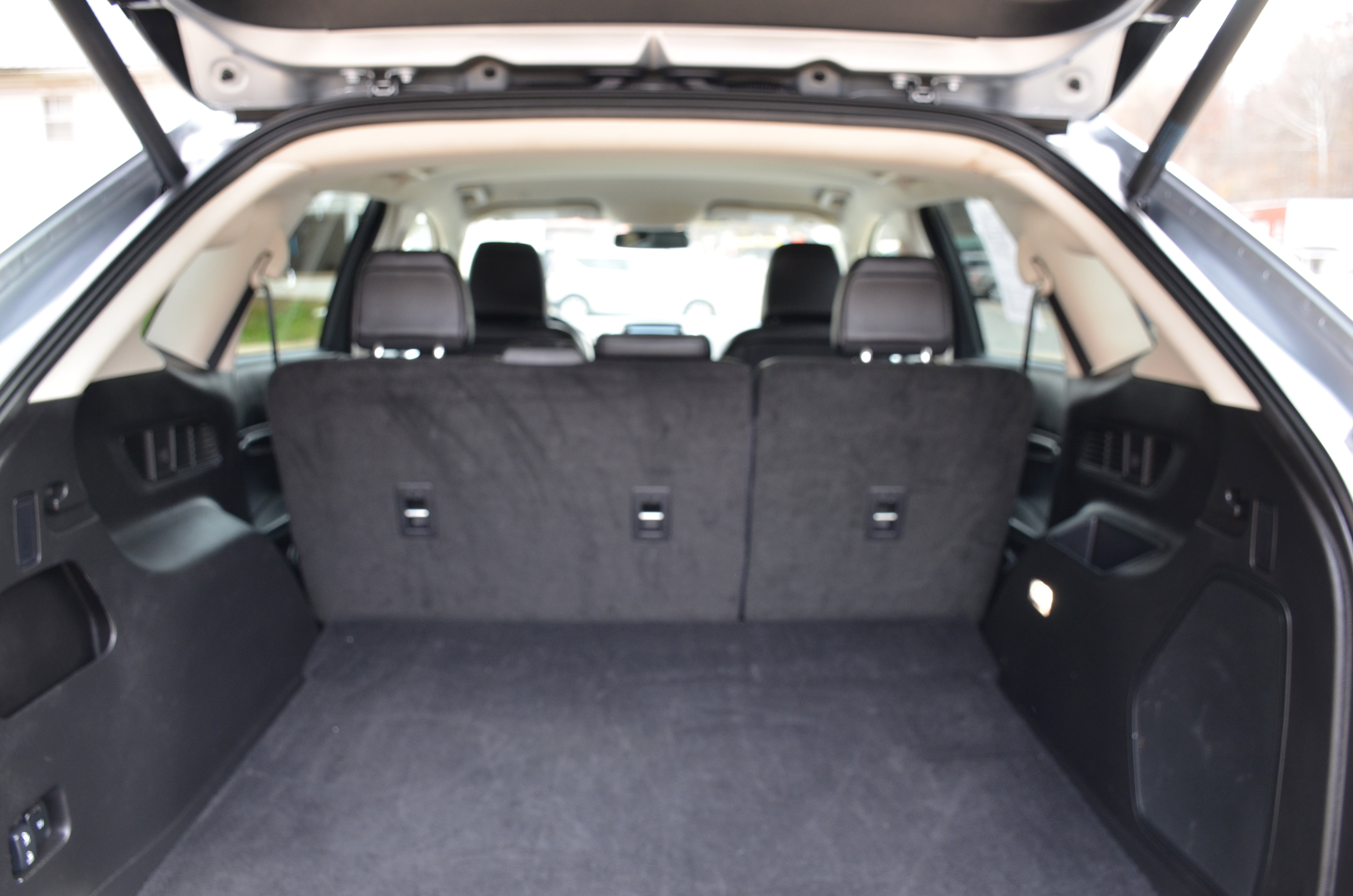 Used 2024 Ford Edge Titanium image 18