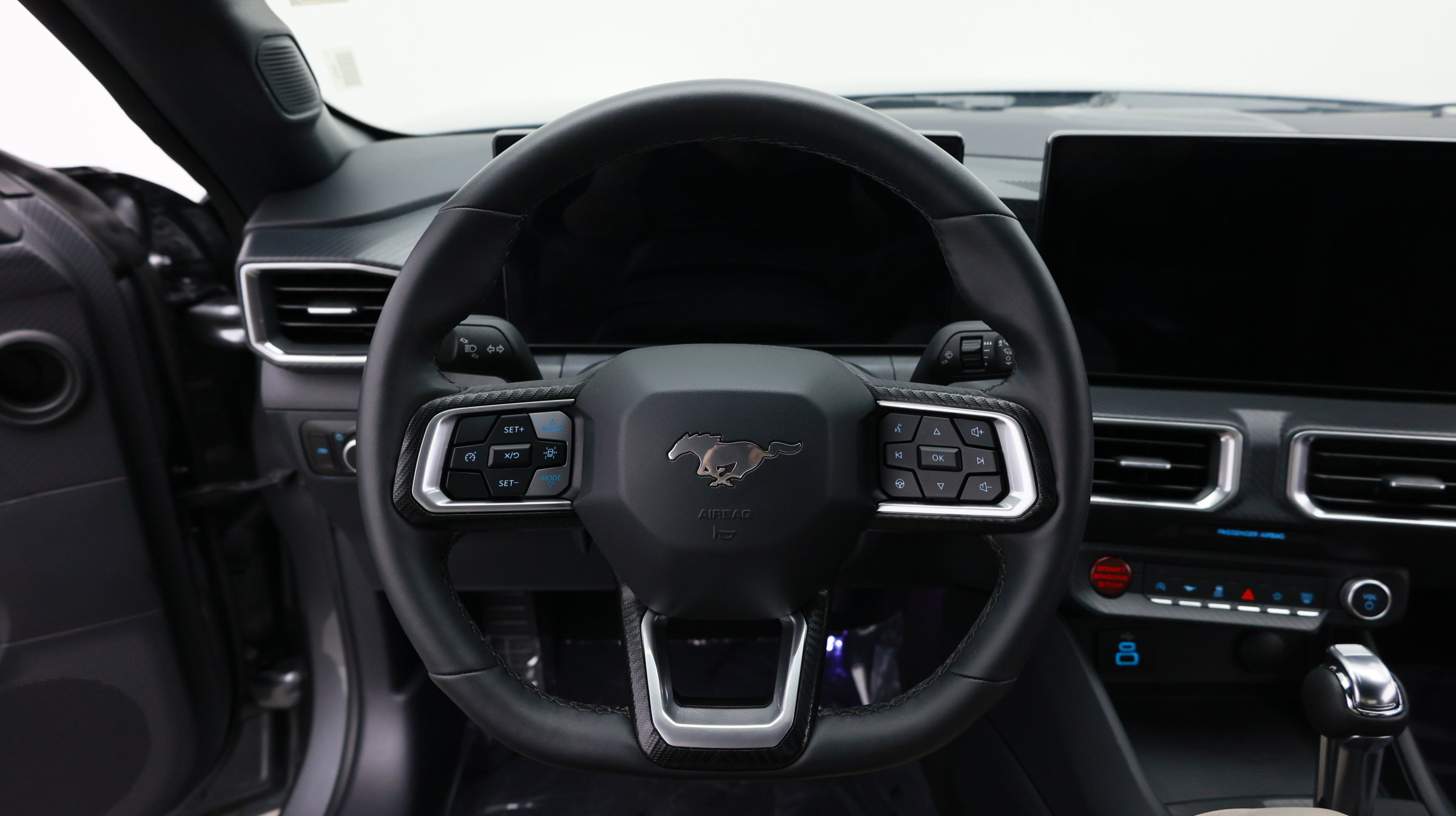 Used 2026 Ford Mustang Premium RWD image 30