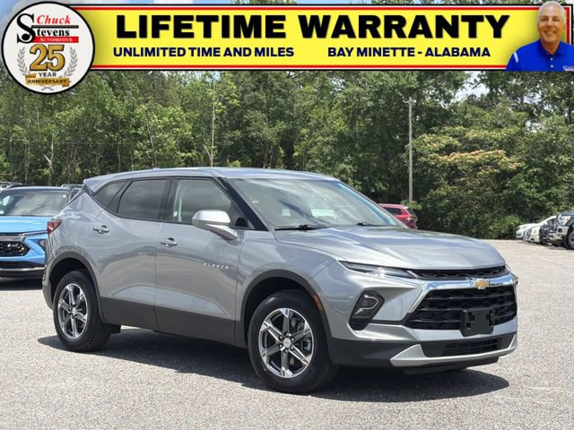 Used 2025 Chevrolet Blazer LT FWD image 1
