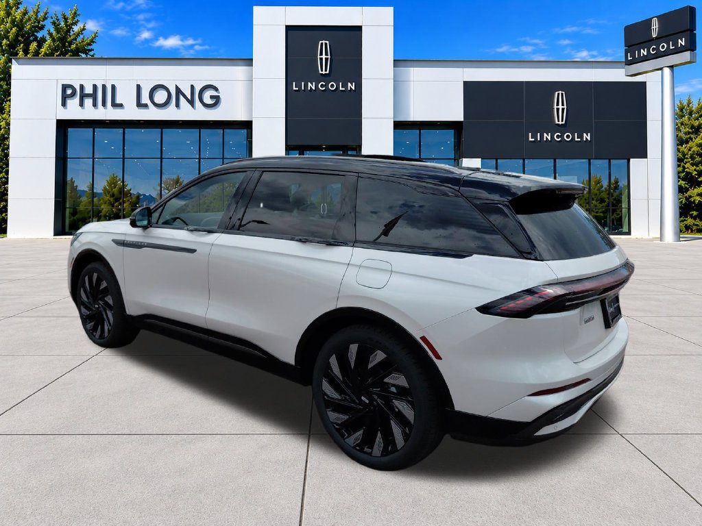 New 2026 Lincoln Nautilus Reserve w/ Jet Appearance Package AWD/4WD image 7