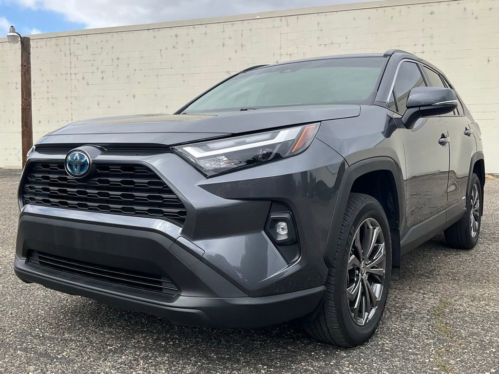 Used 2024 Toyota RAV4 XLE Premium image 73