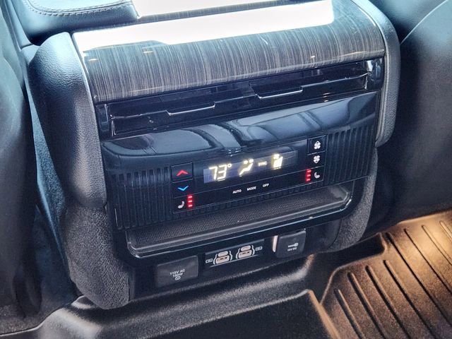 Certified 2022 Jeep Wagoneer Series III w/ Rear Seat Video Group 1 image 31