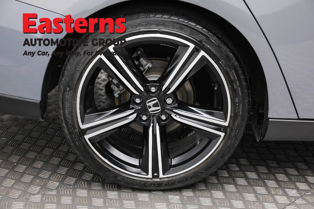Used 2025 Honda Accord Sport image 29